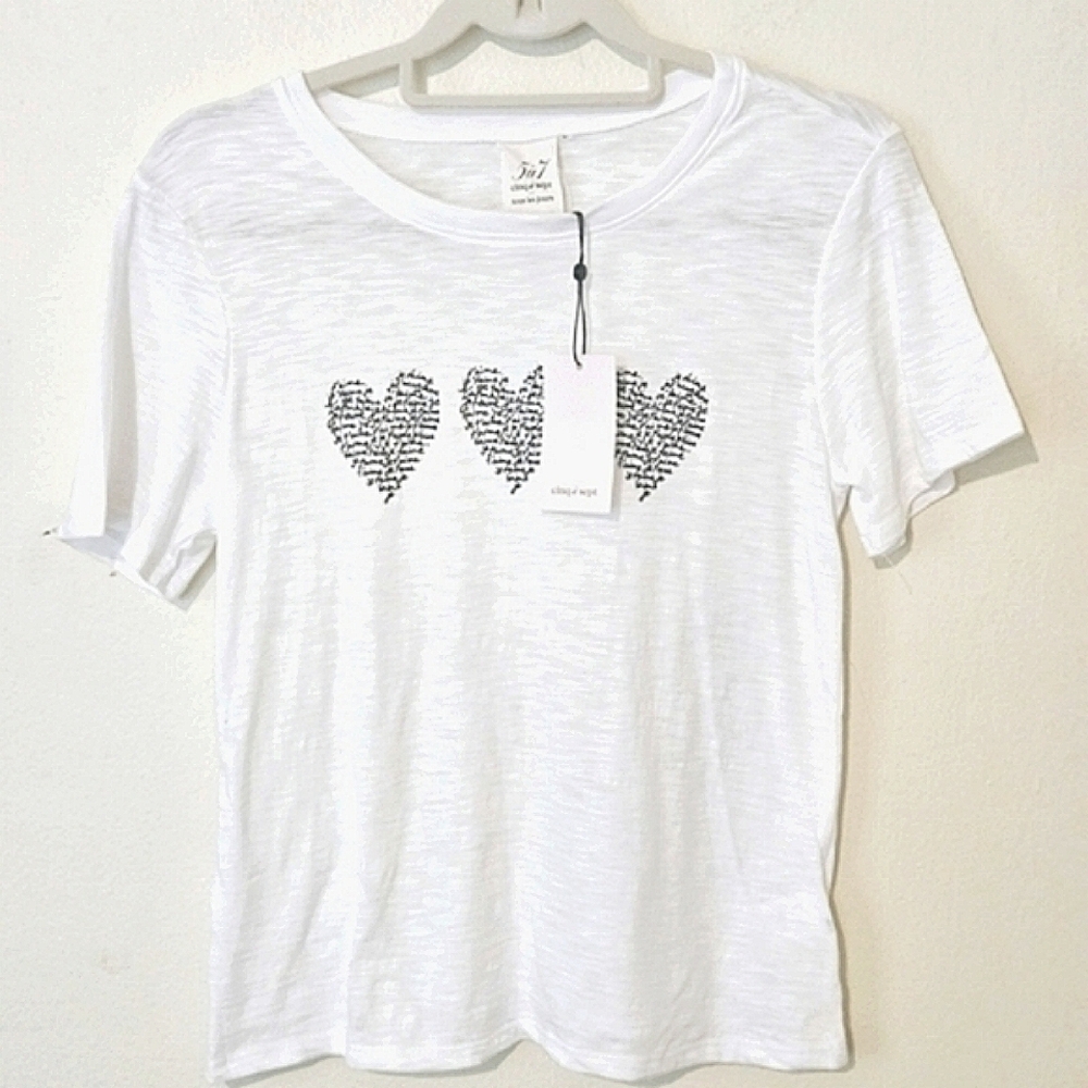 Cinq à Sept White Tee with Black Heart Design